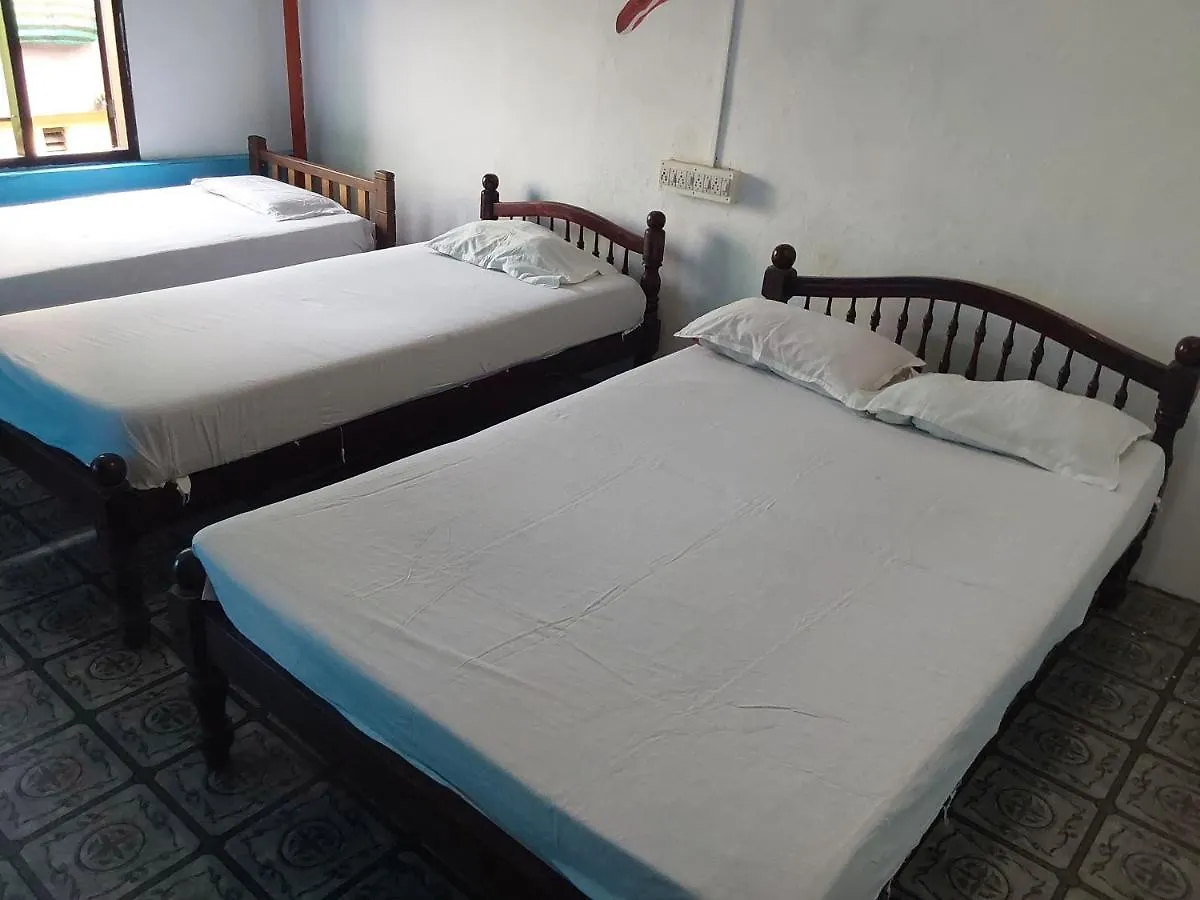 Johnson'S Homestay With Pool & Ecohouseboat Alappuzha Indien