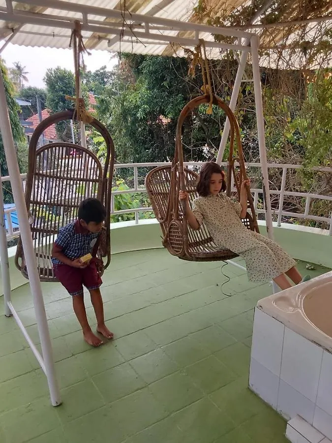 Johnson'S Homestay With Pool & Ecohouseboat Alappuzha Indien
